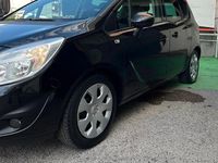 Usata Opel Meriva 95 CV (69 kW) 2011 Nero Monovolume