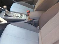 Usata Audi Q2 Design 116 CV (85 kW) 2019 Bianco SUV