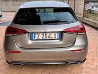 Usata Mercedes A200 150 CV (110 kW) 2019 Grigio Berlina