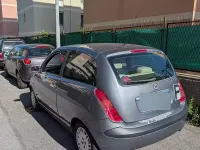 Usata Lancia Ypsilon 95 CV (69 kW) 2004 Grigio Utilitaria