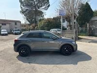 Usata VW T-Roc R-line 150 CV (110 kW) 2023 Grigio SUV