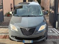 Usata Lancia Ypsilon Gold 85 CV (62 kW) 2014 Grigio Utilitaria