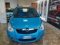 Usata Opel Agila Enjoy 68 CV (50 kW) 2008 Bluazzurro Utilitaria