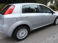 Usata Fiat Grande Punto Active 77 CV (56 kW) 2006 Grigio Utilitaria