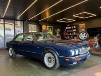 Usata Jaguar XJ40 241 CV (177 kW) 1995 Blu/azzurro Berlina