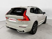 Usata Volvo XC60 184 CV (135 kW) 2024 Bianco pastello SUV