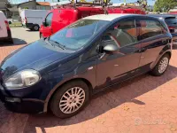 Usata Fiat Punto Street 95 CV (69 kW) 2018 Bluazzurro Utilitaria