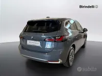 Usata BMW 218 Active Tourer Luxury Line 136 CV (100 kW) 2023 Storm bay metallic Monovolume
