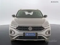 Usata VW T-Roc Life 150 CV (110 kW) 2024 Grigio SUV