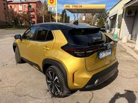 Usata Toyota Yaris Cross 92 CV (67 kW) 2022 Oro SUV