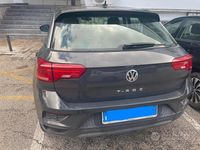 Usata VW T-Roc Business 115 CV (84 kW) 2020 Grigio SUV