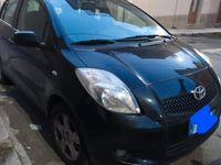 Usata Toyota Yaris 65 CV (47 kW) 2007 Nero Utilitaria