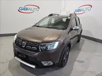 Begagnad Dacia Sandero Stepway 90 HK (66 kW) 2018 Brun Sedan
