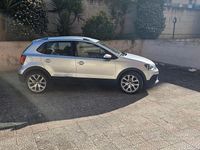 Usata VW Polo Cross Comfortline 90 CV (66 kW) 2015 Grigio Utilitaria