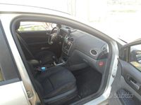 Usata Ford Focus 90 CV (66 kW) 2007 Grigio Station wagon