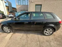 Usado Audi A3 Ambition 90 CV (66 kW) 2010 Negro Utilitario