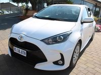 Usata Toyota Yaris Trend 72 CV (52 kW) 2023 Bianco Utilitaria
