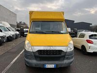 Usata Iveco Daily 106 CV (77 kW) 2012 Giallo Furgone
