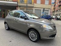 usata Lancia Ypsilon 1.2 69 CV 5 porte GPL Ecochic Silver