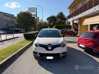 Usata Renault Captur Life 90 CV (66 kW) 2015 Bianco SUV