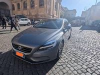 Usata Volvo V40 R-Design Momentum 122 CV (89 kW) 2016 Grigio Berlina