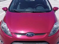 Usata Ford Fiesta 97 CV (71 kW) 2012 Rosso Utilitaria