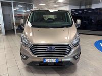 Usata Ford Tourneo Titanium 150 CV (110 kW) 2022 Diffused silver Monovolume