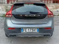Usata Volvo V40 120 CV (88 kW) 2016 Grigio Berlina