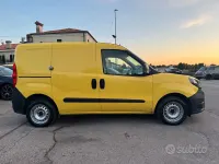Usata Fiat Doblò 95 CV (69 kW) 2019 Giallo Monovolume