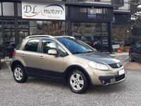 Usata Fiat Sedici 120 CV (88 kW) 2006 Oro SUV