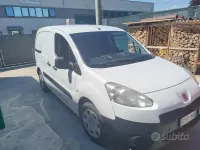 Usata Peugeot Partner 98 CV (72 kW) 2015 Bianco Monovolume