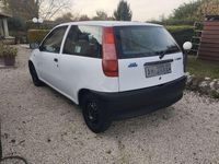 Brugt Fiat Punto S 54 HK (39 kW) 1995 Hvid Sedan