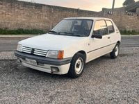 Usata Peugeot 205 42 CV (30 kW) 1985 Bianco Coupé