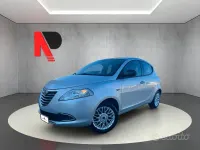 Usata Lancia Ypsilon Silver 69 CV (50 kW) 2013 Grigio Utilitaria
