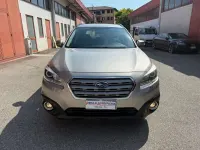 Usata Subaru Outback 150 CV (110 kW) 2015 Grigio Station wagon