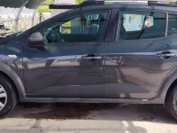 Begagnad Dacia Sandero Essentiel 101 HK (74 kW) 2023 Sedan