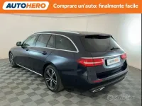 Usata Mercedes E200 160 CV (117 kW) 2019 Bluazzurro Station wagon