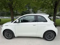 Usata Fiat 500e Icon 86 kW (118 CV) 2022 Bianco Utilitaria