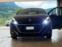 Usata Peugeot 208 Allure 75 CV (55 kW) 2017 Nero Utilitaria