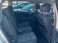 Usata VW Touran 150 CV (110 kW) 2016 Grigio Monovolume