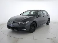 Usata VW Golf VIII Style 150 CV (110 kW) 2020 Dolphin grey metallizzato Berlina