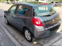 Usata Renault Clio 75 CV (55 kW) 2006 Nero Utilitaria
