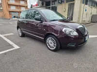 Usata Lancia Ypsilon 69 CV (50 kW) 2011 Viola Utilitaria