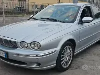 Usata Jaguar X-type Executive 155 CV (114 kW) 2006 Grigio Berlina