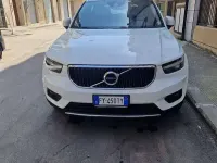 Usata Volvo XC40 Momentum 150 CV (110 kW) 2019 Bianco SUV