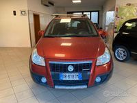Usata Fiat Sedici 120 CV (88 kW) 2009 Arancione SUV
