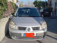 Usata Renault Scénic II Dynamique 120 CV (88 kW) 2005 Argento Monovolume