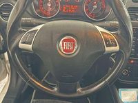 Usata Fiat Punto Lounge 69 CV (50 kW) 2014 Bianco Utilitaria