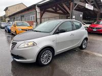 Usata Lancia Ypsilon Gold 69 CV (50 kW) 2012 Grigio Utilitaria