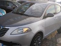 Usata Lancia Ypsilon 85 CV (62 kW) 2013 Grigio Utilitaria
